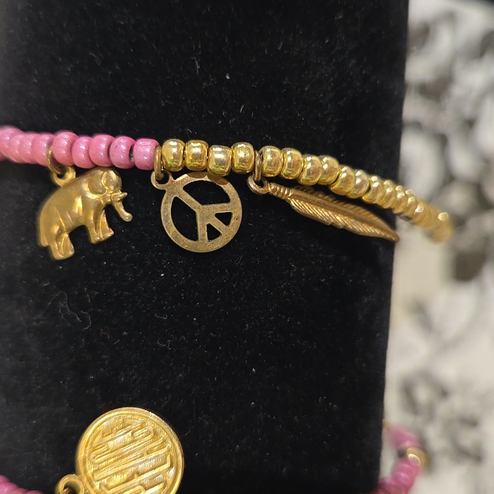 Pink and Gold Beaded Charm Bracelet Set Wg5 - Picture 4 of 7